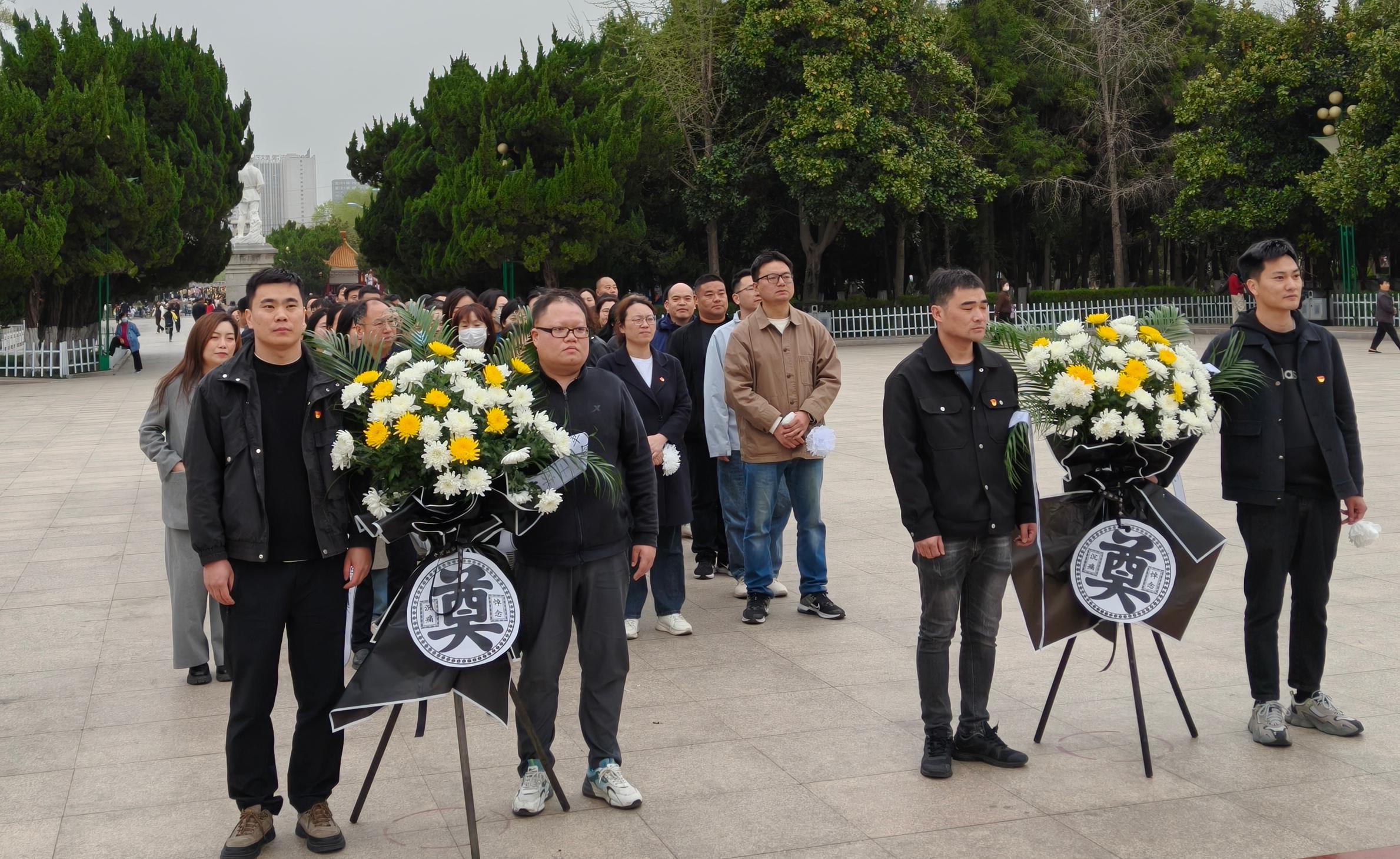 圖1.jpg
